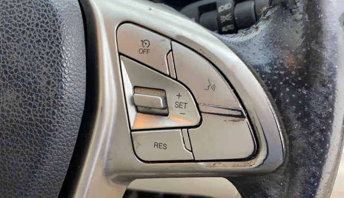 2019 Mahindra XUV300 W8 (O) 1.5 DIESEL, Diesel, Manual, 62,977 km, Adaptive Cruise Control