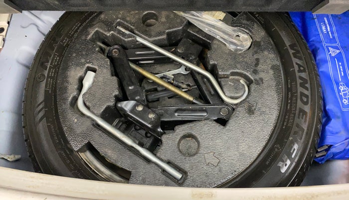 2019 Mahindra XUV300 W8 (O) 1.5 DIESEL, Diesel, Manual, 62,977 km, Spare Tyre