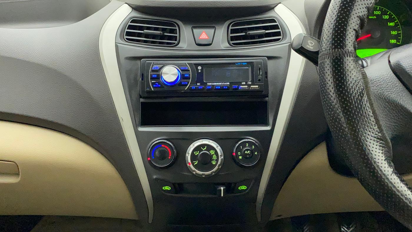 2017 Hyundai Eon ERA +, Petrol, Manual, 35,752 km, Air Conditioner