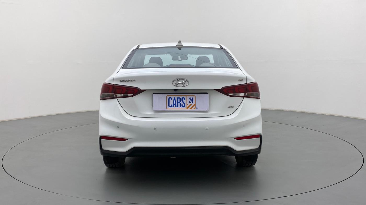 2017 Hyundai Verna 1.6 SX VTVT, Petrol, Manual, 14,161 km, Back/Rear