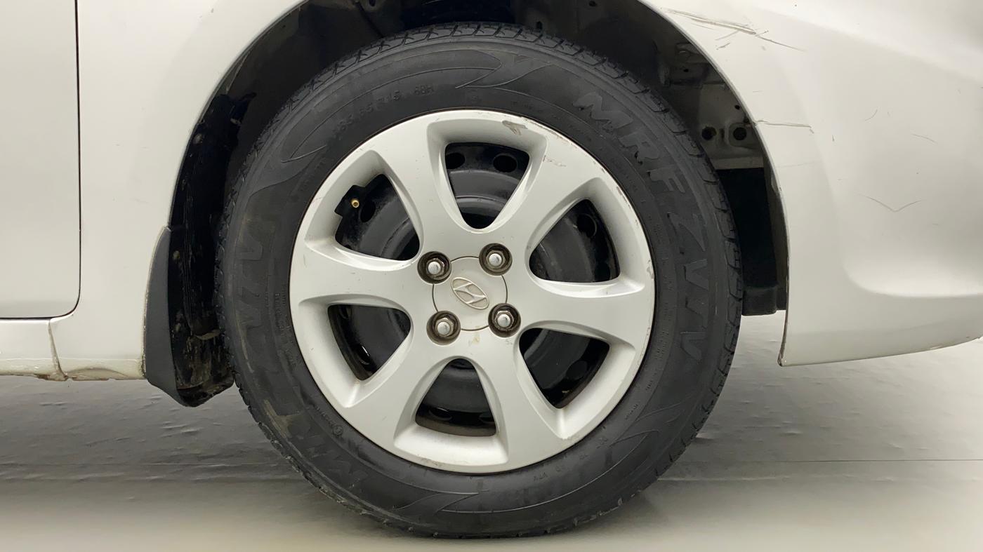 2012 Hyundai Verna FLUIDIC 1.6 VTVT EX, Petrol, Manual, 59,119 km, Right Front Wheel