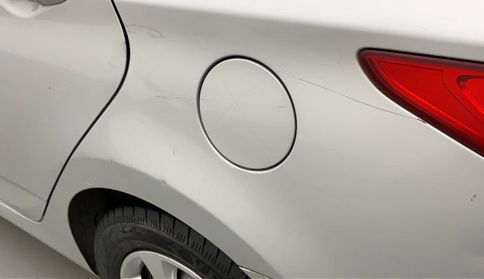 2012 Hyundai Verna FLUIDIC 1.6 VTVT EX, Petrol, Manual, 59,119 km, Left quarter panel - Slightly dented