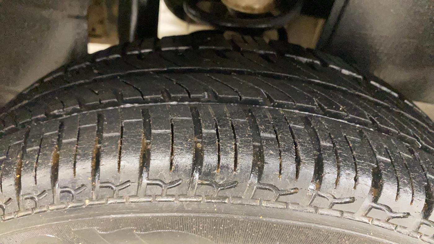2015 Tata Nano TWIST XTA, Petrol, Automatic, 46,267 km, Right Rear Tyre Tread