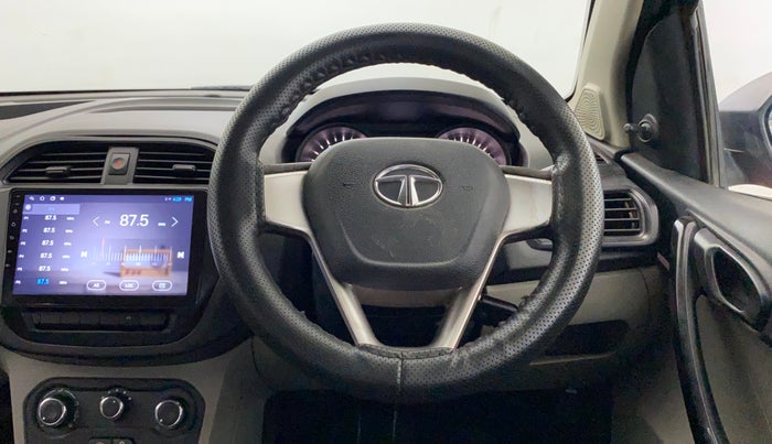 2016 Tata Tiago XM PETROL, Petrol, Manual, 1,07,366 km, Steering Wheel Close Up