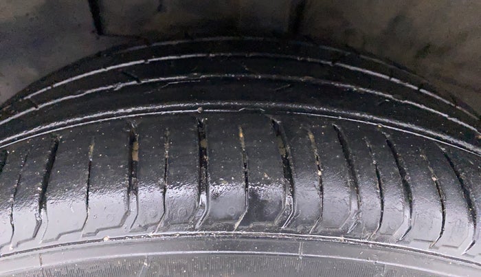 2020 Hyundai VENUE SX 1.0 GDI IMT, Petrol, Manual, 21,044 km, Left Front Tyre Tread