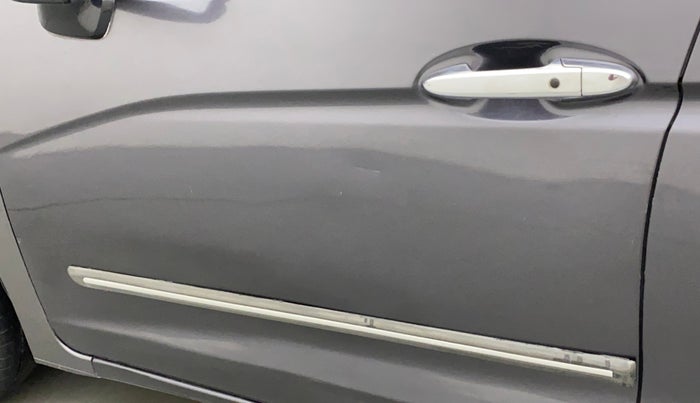 2018 Honda Jazz 1.2L I-VTEC V CVT, Petrol, Automatic, 21,319 km, Front passenger door - Minor scratches
