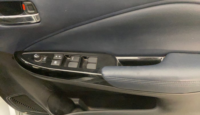 2023 Maruti Baleno  ZETA CNG 1.2L, CNG, Manual, 26,899 km, Driver Side Door Panels Control