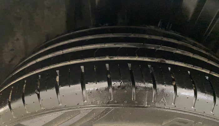 2023 Maruti Baleno  ZETA CNG 1.2L, CNG, Manual, 26,899 km, Right Rear Tyre Tread