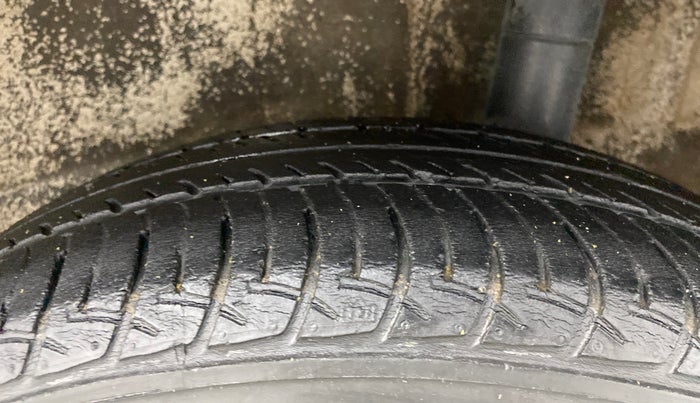 2020 Maruti New Wagon-R VXI 1.2 AMT, Petrol, Automatic, 43,112 km, Left Rear Tyre Tread