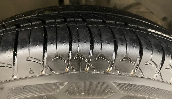 2021 Maruti Dzire VXI AMT, Petrol, Automatic, 78,681 km, Right Front Tyre Tread