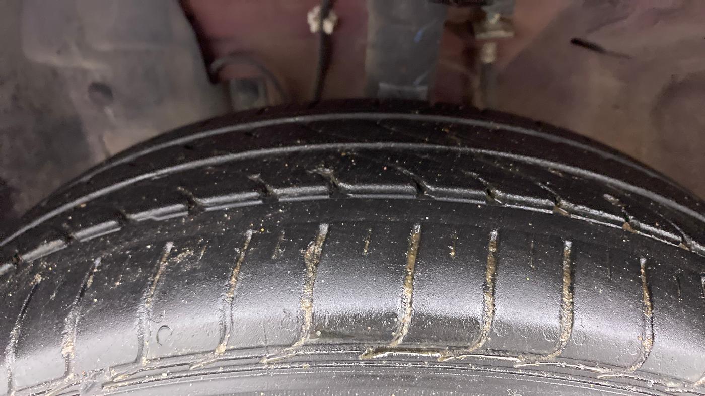 2015 Nissan Micra XL CVT, Petrol, Automatic, 23,715 km, Left Front Tyre Tread