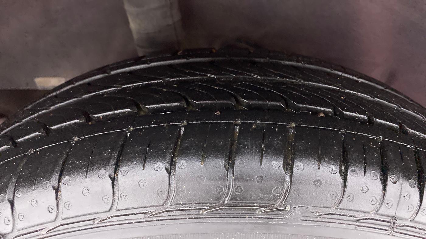 2015 Nissan Micra XL CVT, Petrol, Automatic, 23,715 km, Right Rear Tyre Tread