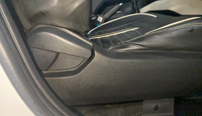 2021 Nissan MAGNITE XL TURBO, Petrol, Manual, 53,623 km, Driver Side Adjustment Panel
