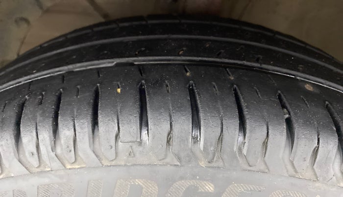 2017 Maruti Dzire ZXI Plus AMT, Petrol, Automatic, 76,239 km, Left Front Tyre Tread