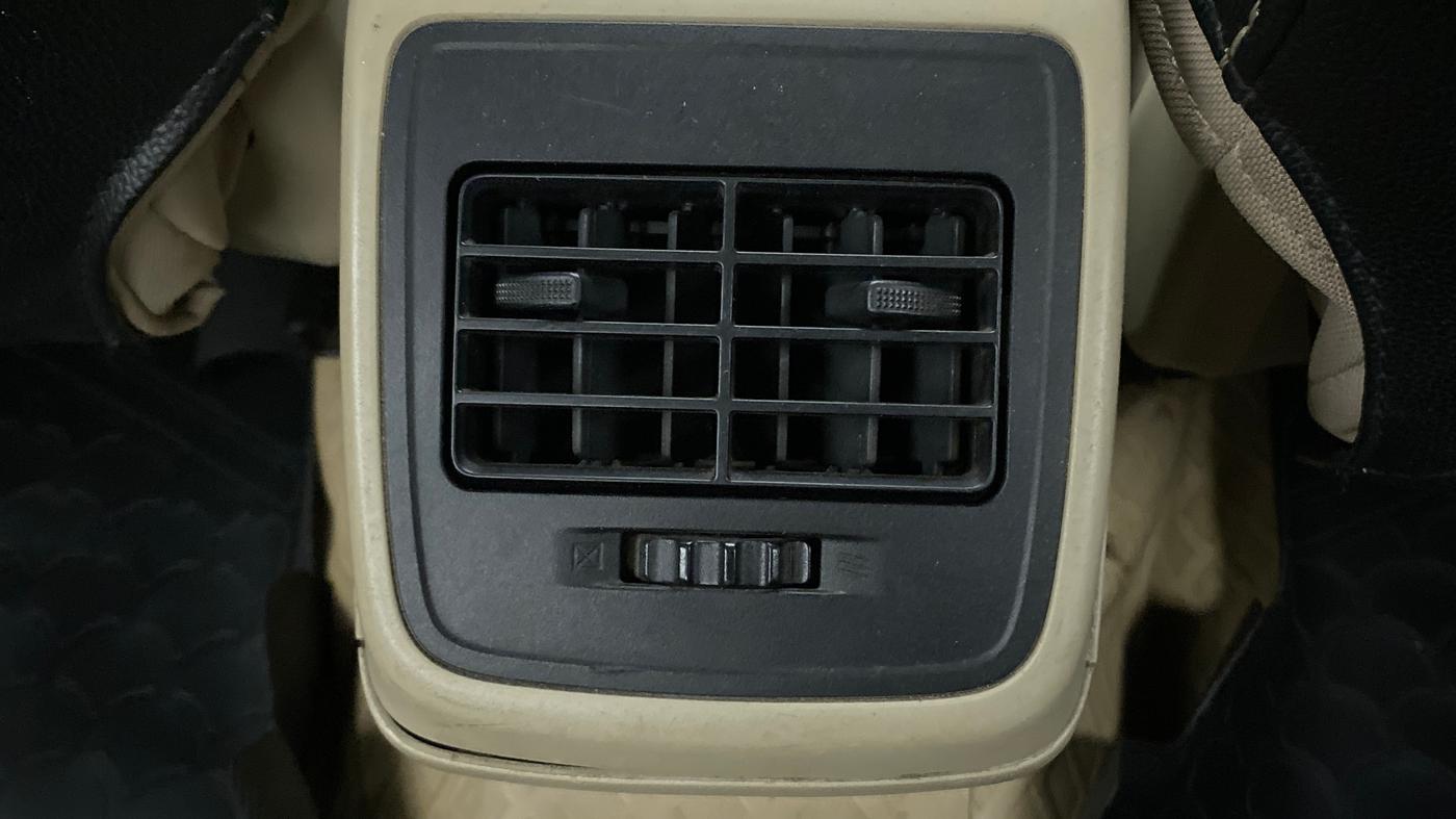 2017 Maruti Dzire ZXI Plus AMT, Petrol, Automatic, 76,239 km, Rear AC Vents