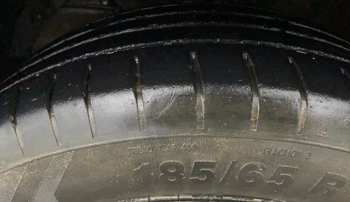 2018 Maruti Baleno DELTA CVT PETROL 1.2, CNG, Automatic, 95,462 km, Left Front Tyre Tread