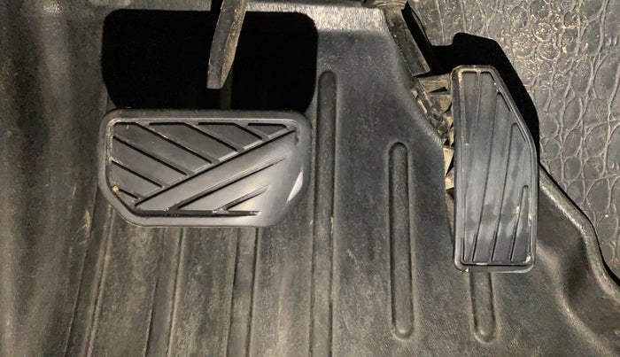 2018 Maruti Baleno DELTA CVT PETROL 1.2, CNG, Automatic, 95,462 km, Pedals