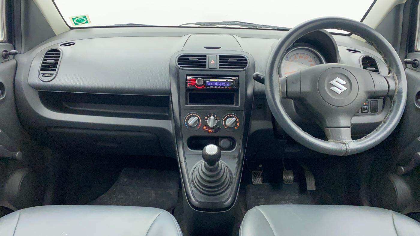 2011 Maruti Ritz LXI, Petrol, Manual, 33,945 km, Dashboard