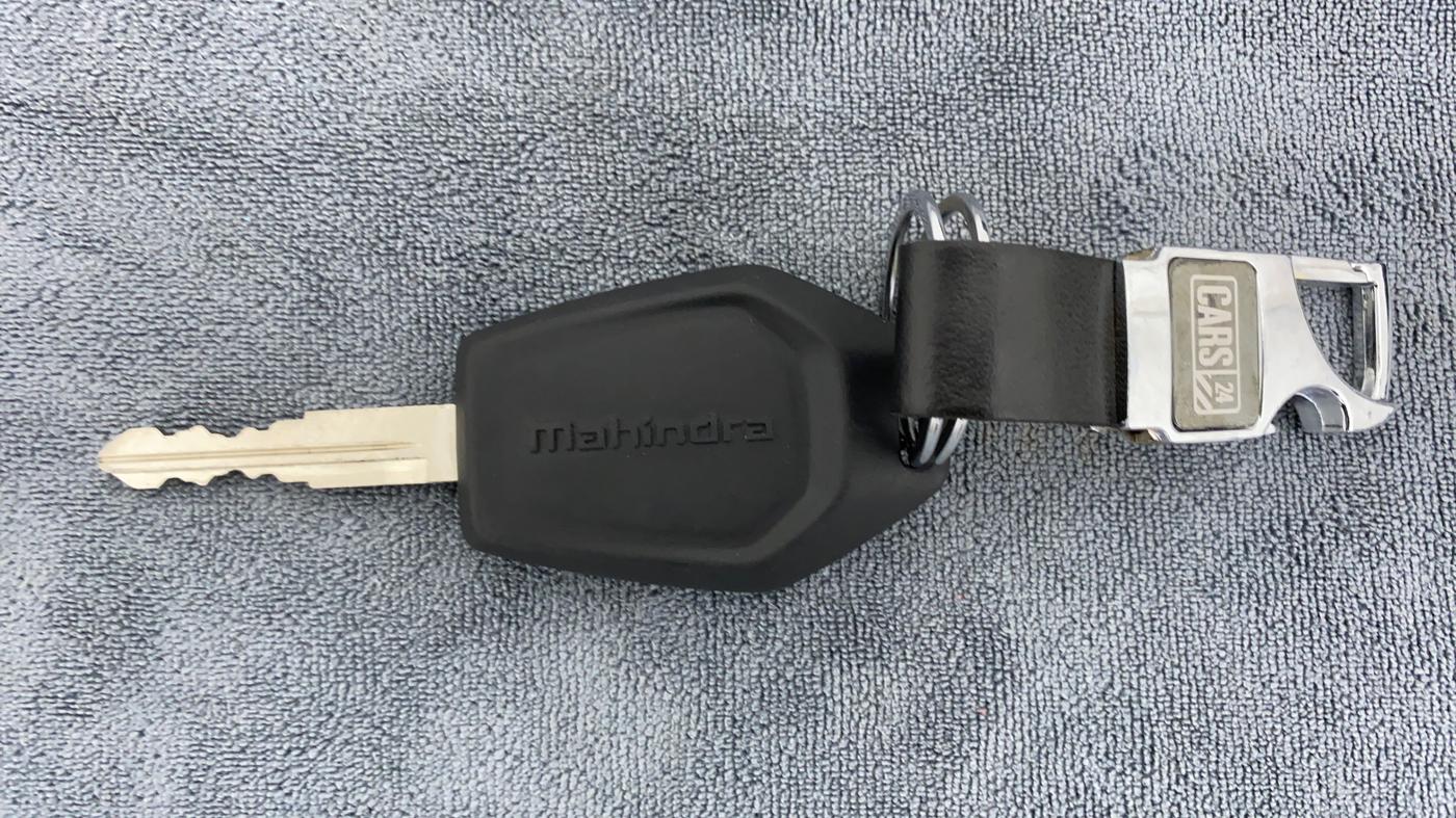 2017 Mahindra TUV300 T8, Diesel, Manual, 48,858 km, Key Close Up