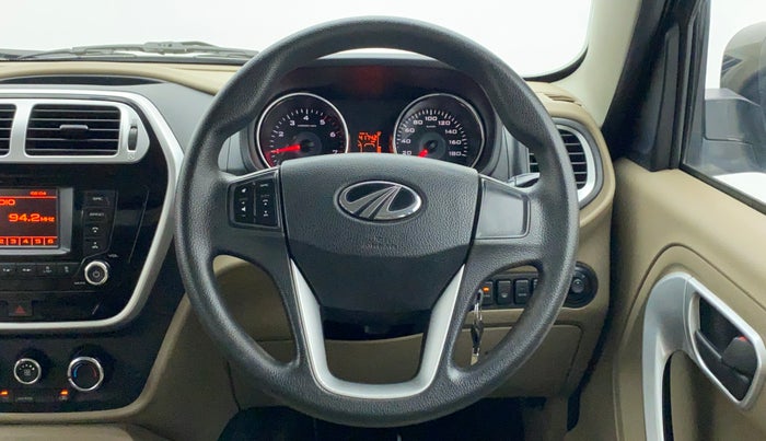 2017 Mahindra TUV300 T8, Diesel, Manual, 48,858 km, Steering Wheel Close Up