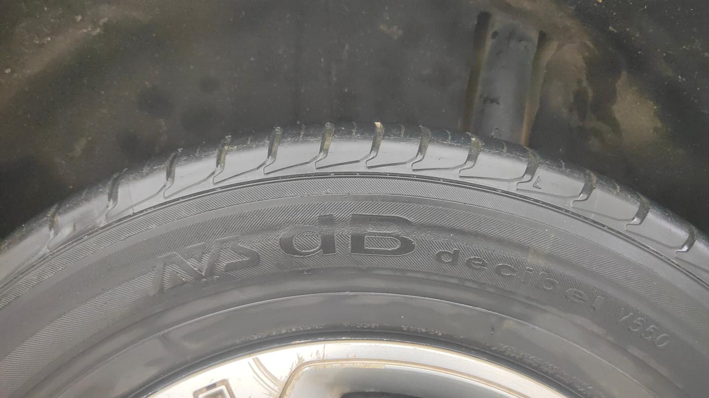 2019 Maruti Vitara Brezza ZDI AMT, Diesel, Automatic, 1,22,882 km, Left Rear Tyre Tread