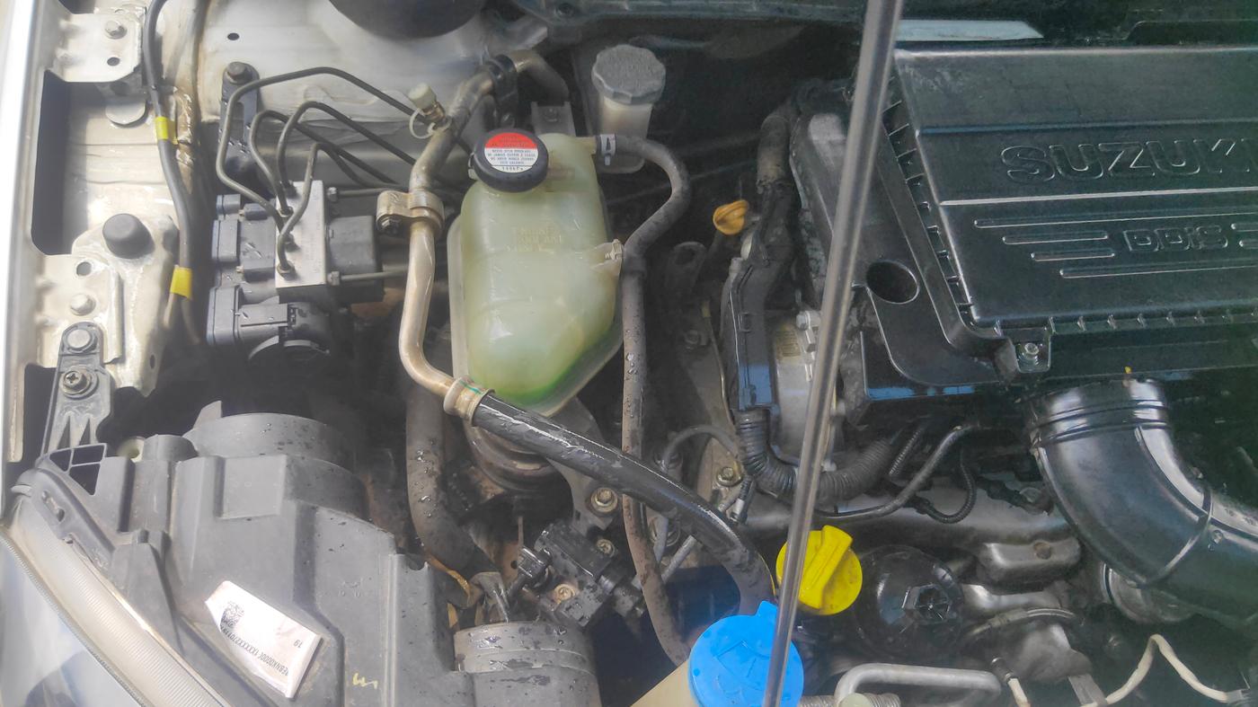 2019 Maruti Vitara Brezza ZDI AMT, Diesel, Automatic, 1,22,882 km, Engine View - Right