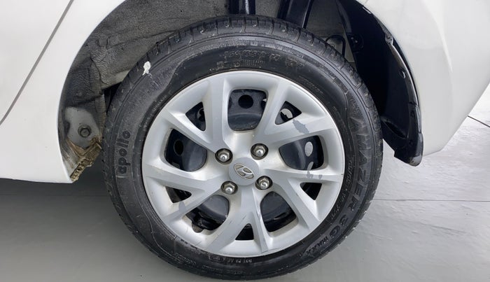 2017 Hyundai Grand i10 Magna 1.2 AT  VTVT, Petrol, Automatic, 43,146 km, Left Rear Wheel