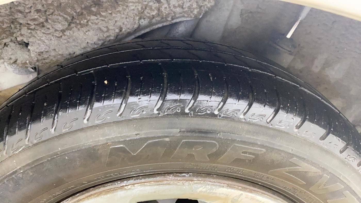 2013 Honda Brio S MT, Petrol, Manual, 92,512 km, Left Rear Tyre Tread