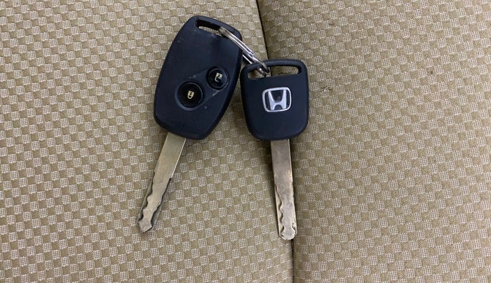 2013 Honda Brio S MT, Petrol, Manual, 92,723 km, Key Close Up