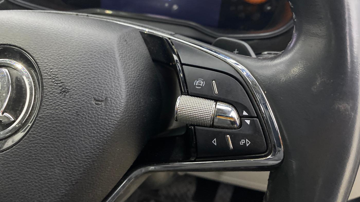 2023 Skoda KUSHAQ STYLE 1.0L TSI AT, Petrol, Automatic, 47,958 km, Adaptive Cruise Control