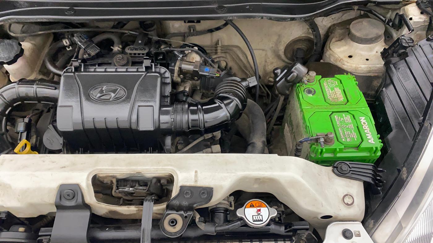 2018 Hyundai Eon ERA +, Petrol, Manual, 63,286 km, Engine View - Left