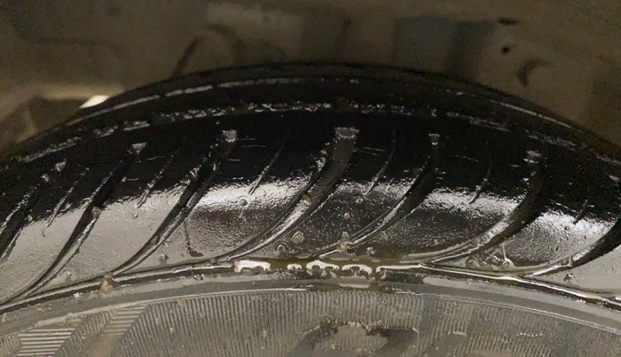 2018 Hyundai Eon ERA +, Petrol, Manual, 63,286 km, Right Rear Tyre Tread