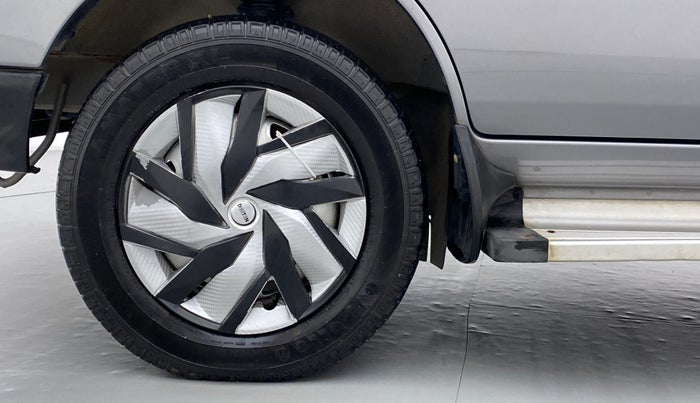 2018 Maruti Eeco 5 STR WITH AC PLUSHTR, Petrol, Manual, 24,486 km, Left Front Wheel