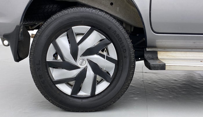 2018 Maruti Eeco 5 STR WITH AC PLUSHTR, Petrol, Manual, 24,486 km, Right Rear Wheel