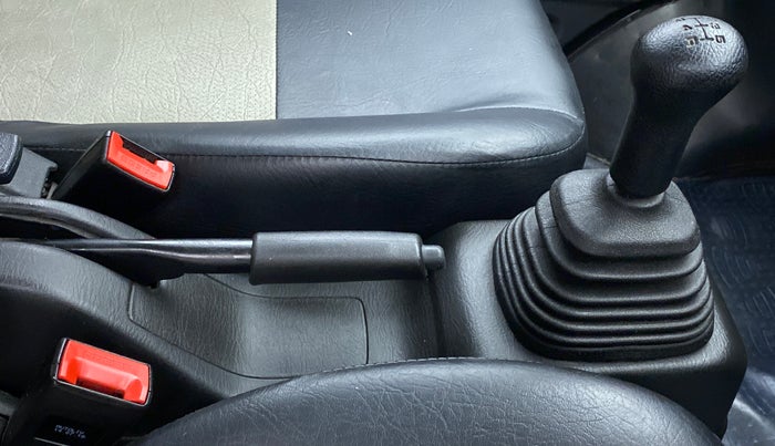 2018 Maruti Eeco 5 STR WITH AC PLUSHTR, Petrol, Manual, 24,486 km, Gear Lever