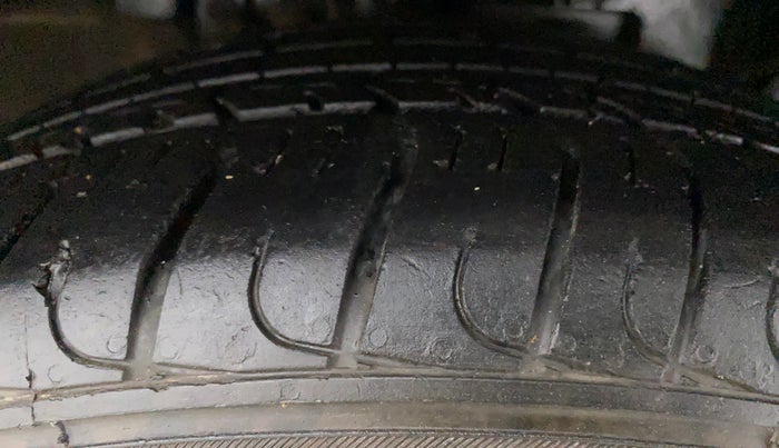 2019 Ford Ecosport TITANIUM 1.5L PETROL, Petrol, Manual, 59,230 km, Right Front Tyre Tread