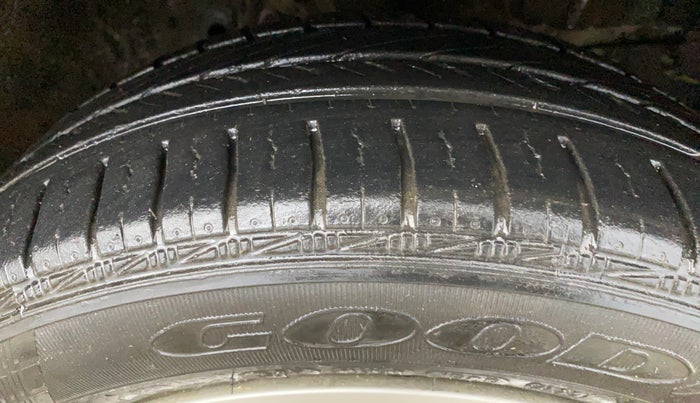 2017 Honda Jazz 1.2L I-VTEC V AT, Petrol, Automatic, 90,705 km, Right Front Tyre Tread