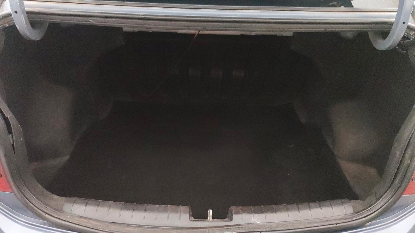 2014 Hyundai Xcent SX 1.2 (O), Petrol, Manual, 1,20,866 km, Boot Inside