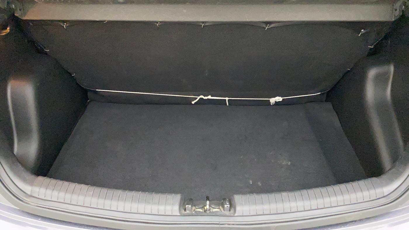 2013 Hyundai Grand i10 MAGNA 1.2 KAPPA VTVT, Petrol, Manual, 32,416 km, Boot Inside