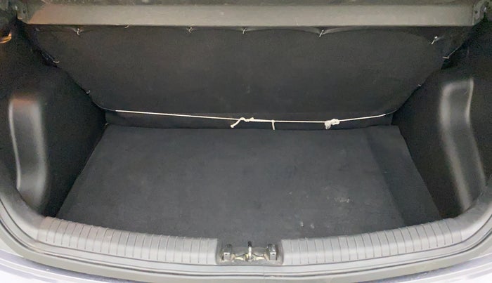 2013 Hyundai Grand i10 MAGNA 1.2 KAPPA VTVT, Petrol, Manual, 32,416 km, Boot Inside