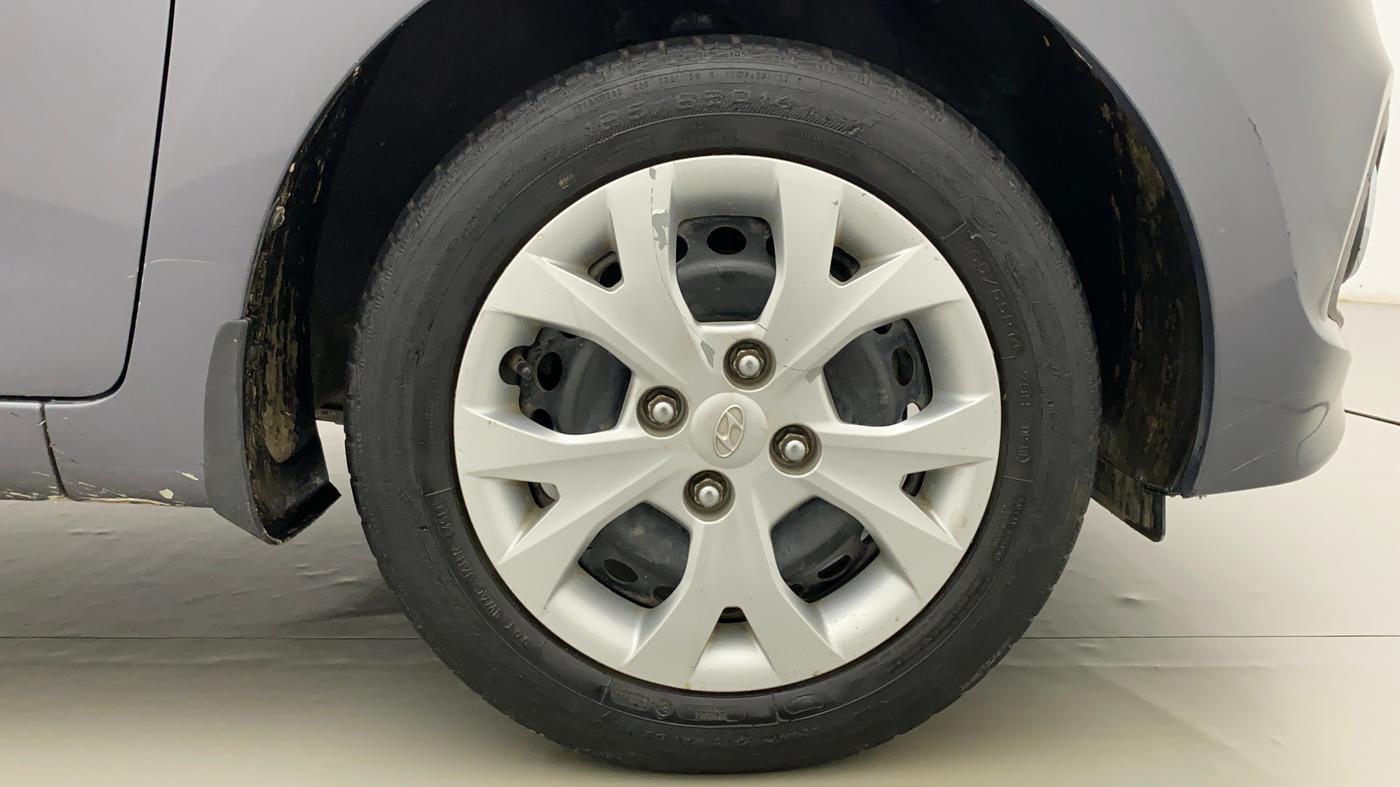2013 Hyundai Grand i10 MAGNA 1.2 KAPPA VTVT, Petrol, Manual, 32,416 km, Right Front Wheel