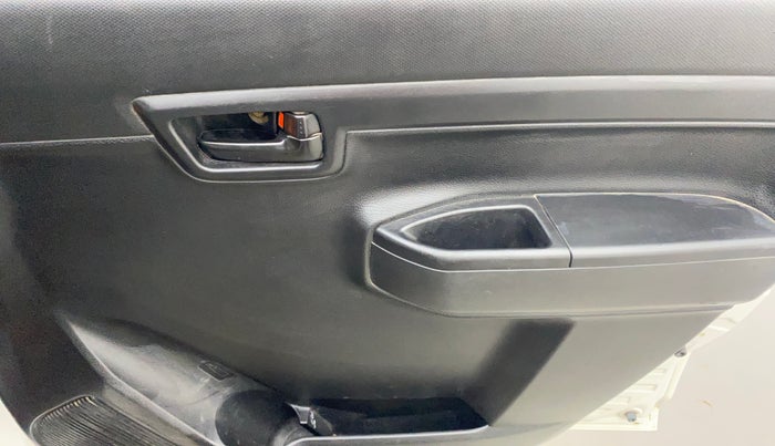 2020 Maruti S PRESSO VXI+, Petrol, Manual, 67,633 km, Driver Side Door Panels Control