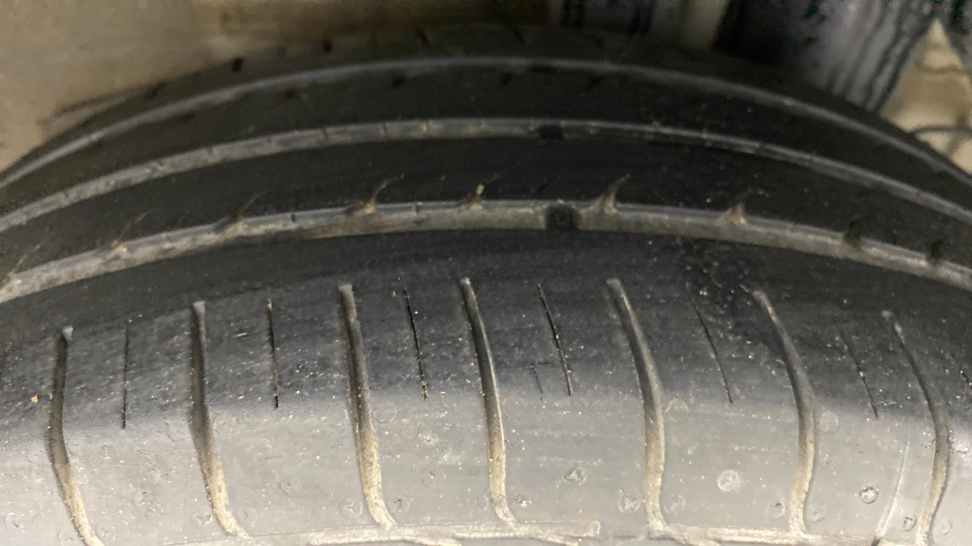 2017 Hyundai Elite i20 Magna Executive 1.2, Petrol, Manual, 27,671 km, Left Rear Tyre Tread