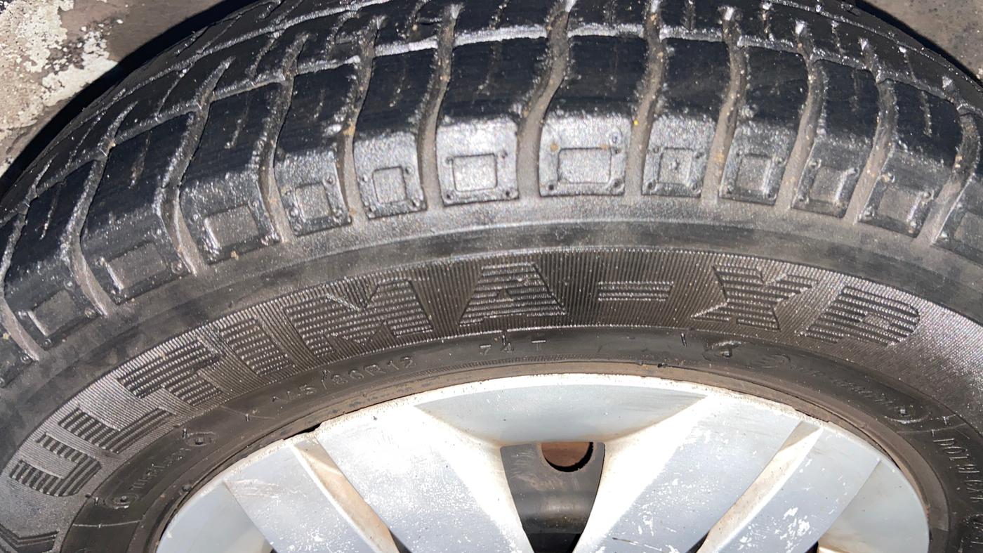 2017 Maruti Alto 800 LXI, Petrol, Manual, 26,308 km, Left Front Tyre Tread