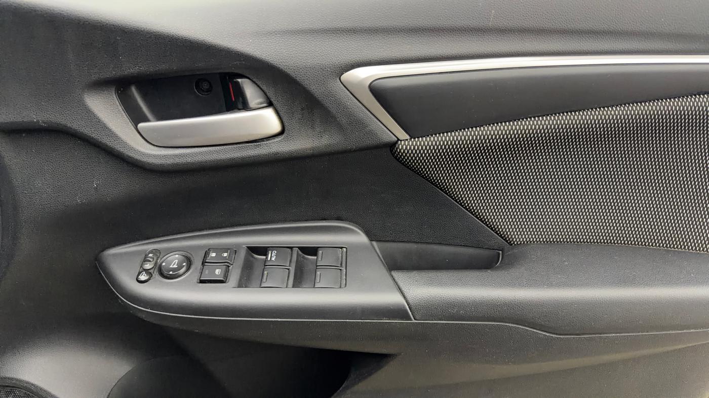 2019 Honda WR-V 1.5L I-DTEC VX MT, Diesel, Manual, 89,389 km, Driver Side Door Panels Control