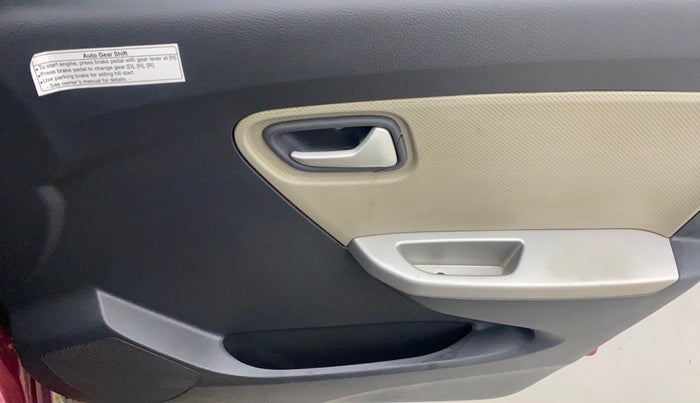 2016 Maruti Alto K10 VXI AMT, Petrol, Automatic, 55,615 km, Driver Side Door Panels Control