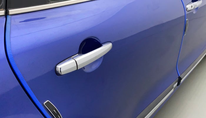 2017 Maruti Baleno ZETA PETROL 1.2, Petrol, Manual, 28,599 km, Right rear door - Minor scratches