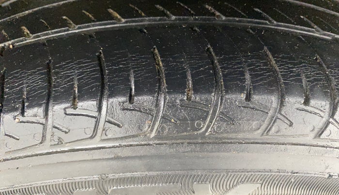 2020 Maruti New Wagon-R ZXI 1.2, Petrol, Manual, 45,744 km, Left Rear Tyre Tread