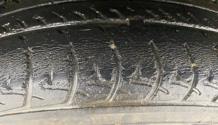 2020 Maruti New Wagon-R ZXI 1.2, Petrol, Manual, 45,744 km, Left Front Tyre Tread