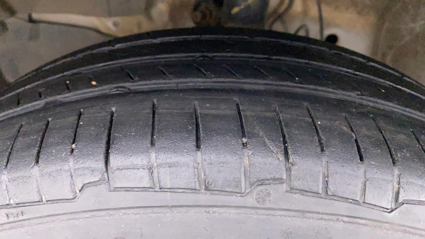 2017 Honda Jazz 1.2 V AT, Petrol, Automatic, 61,721 km, Left Front Tyre Tread